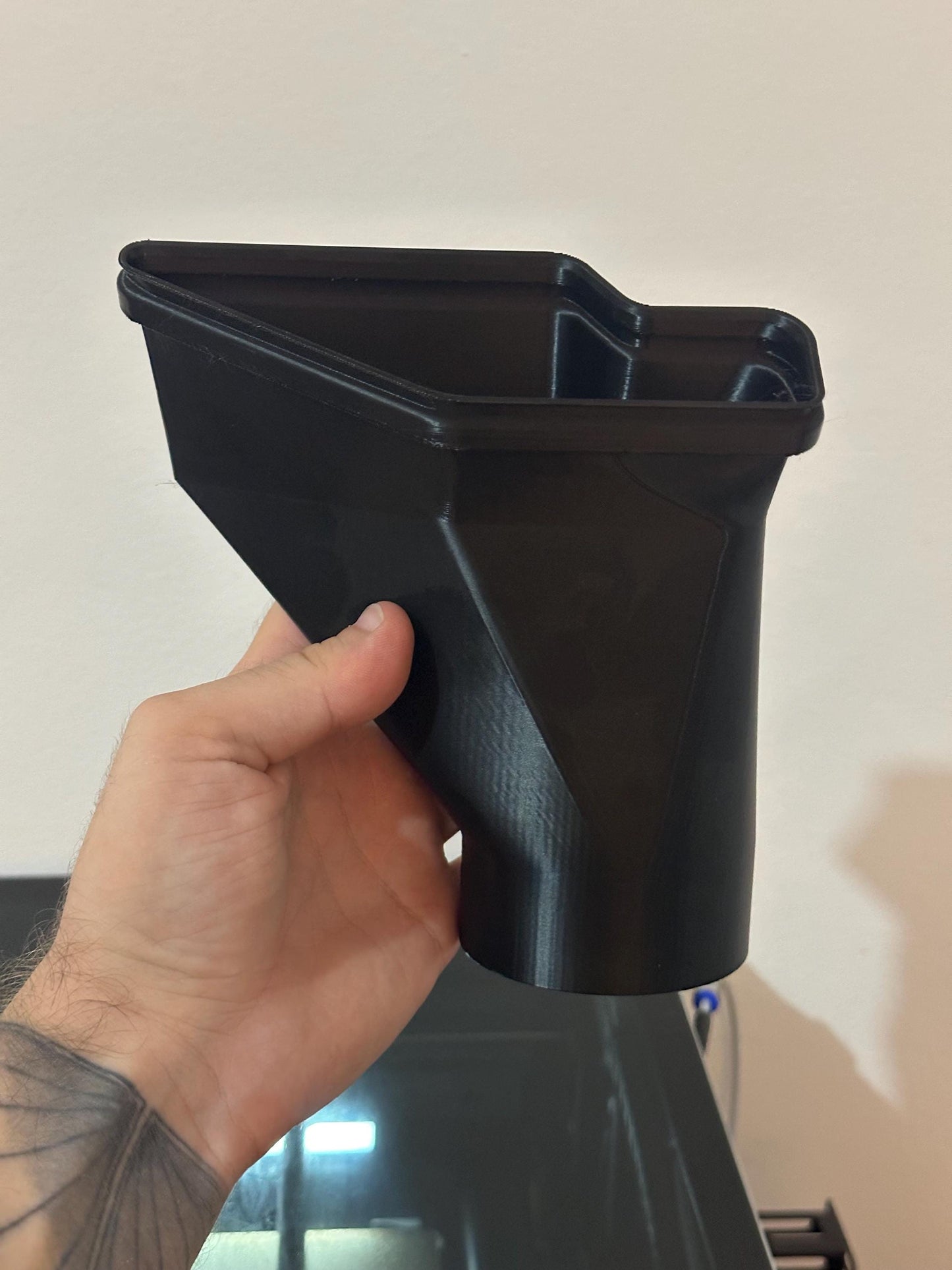 BMW E36 Alternator Cooling Duct – Air Flow Guide for Alternator Ventilation