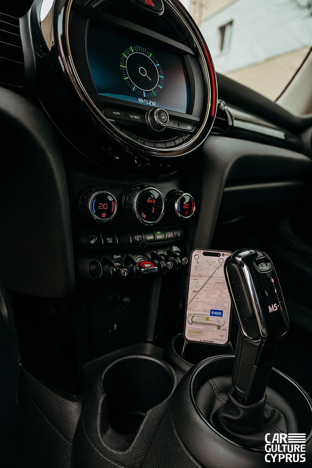 Cup Holder Phone Mount for Mini Cooper | Universal