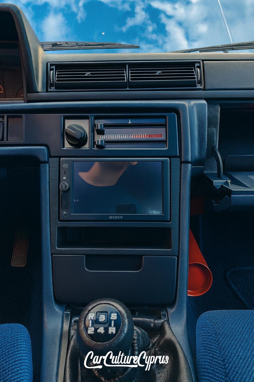 Volvo 740 double din Stereo Frame -  Mount with Storage Pocket black