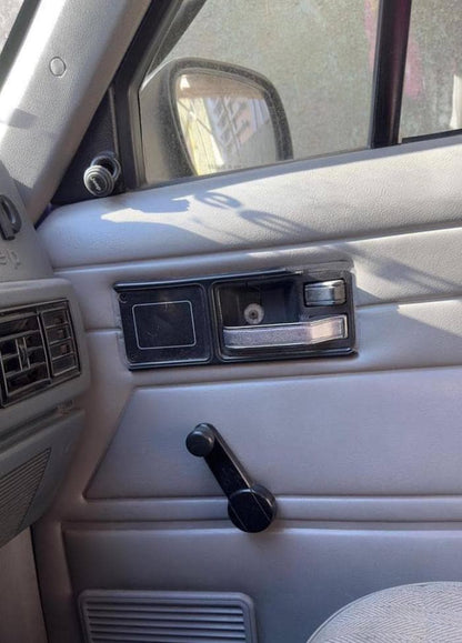 Jeep Cherokee Door Handle Covers: 1994 XJ Interior Upgrade