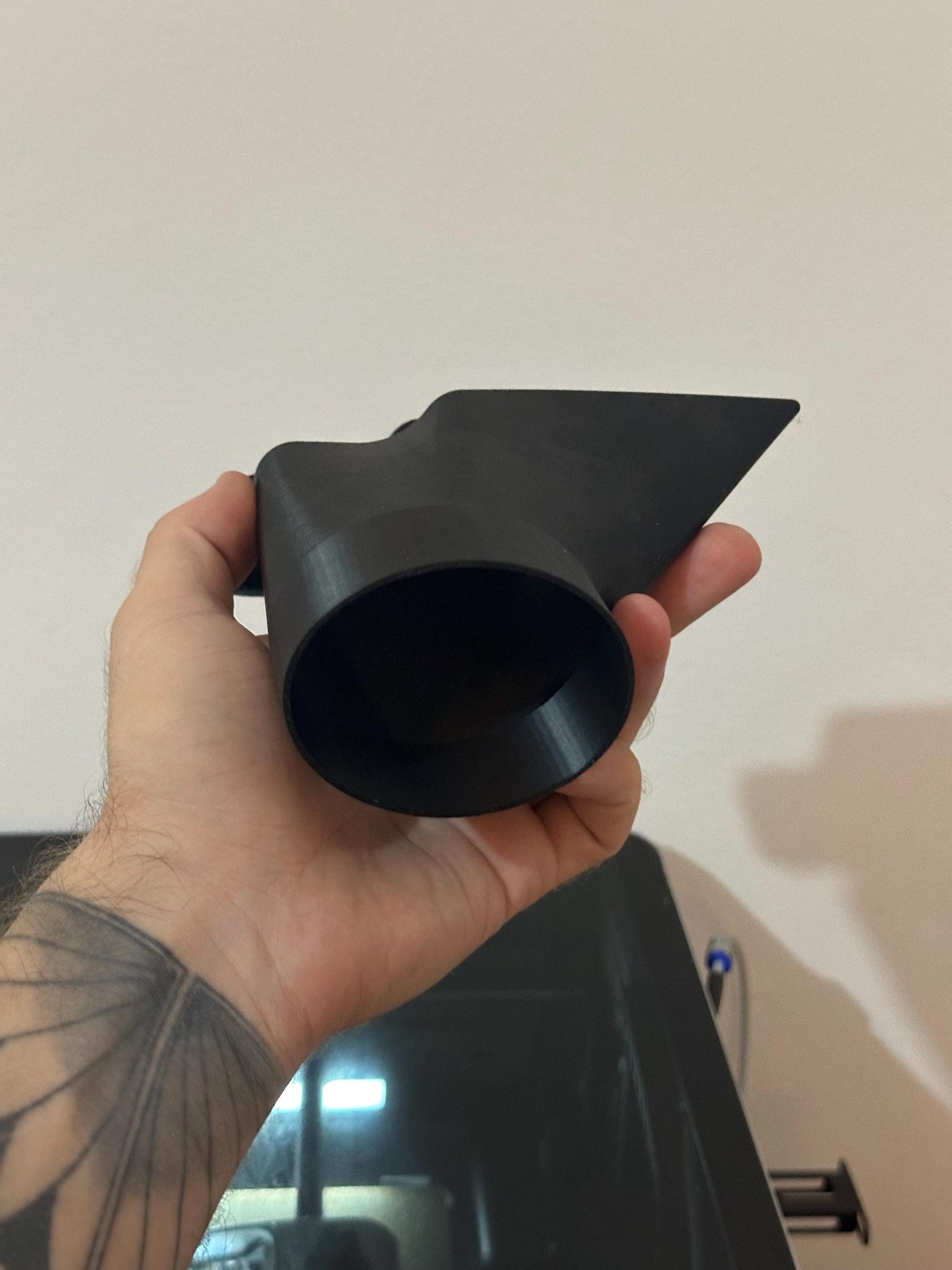 BMW E36 Alternator Cooling Duct – Air Flow Guide for Alternator Ventilation