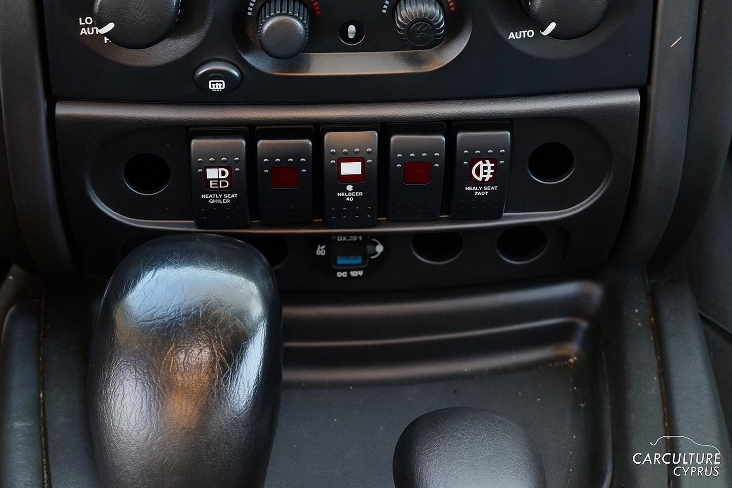 Custom Rocker Switch & 12V Socket Panel — Jeep Grand Cherokee WJ / WG (1999–2004)