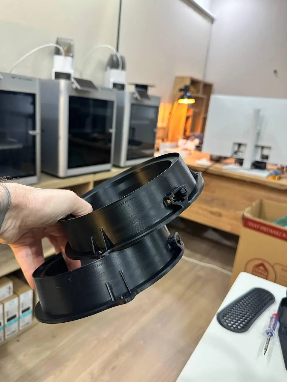 Audi A4 B8 / B9 Lautsprecheradapter hinten – 16,5 cm