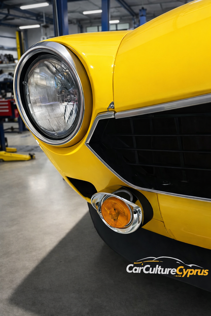 Fiat 124 Spider Classic Front Turn Signal Mount Bracket Set